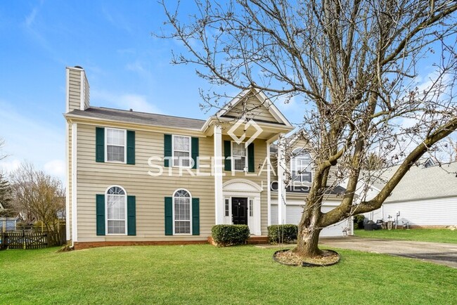 Exciting 4 bedroom home in Charlotte NOW A... - Exciting 4 bedroom home in Charlotte NOW A...