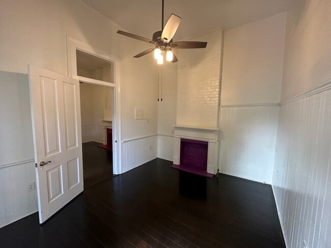 Sala de estar - 3821 Dauphine St Unidad Apt D