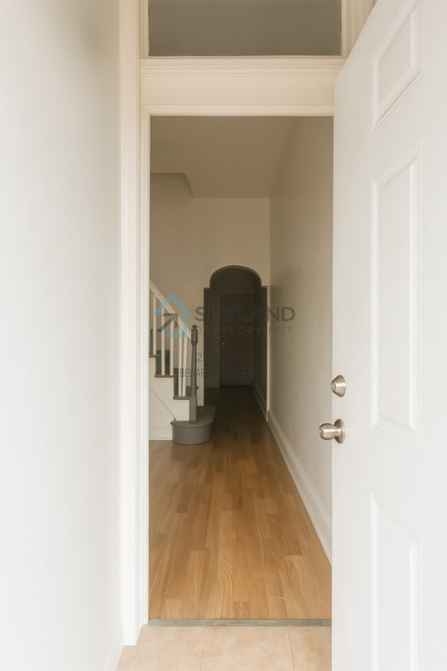 Building Photo - 3424 N Sydenham St Rental