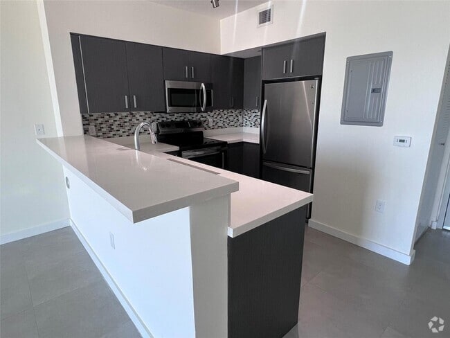 Building Photo - 729 NW 2nd St Unit 715 Rental