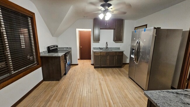 Photo - 1610 Columbus St Unidad A