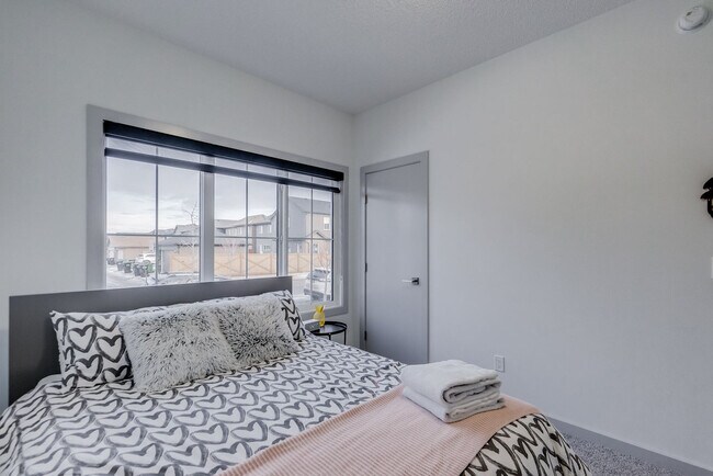 Photo - 1712 Graydon Hill Link SW Unit SI FL2-ID1564630P