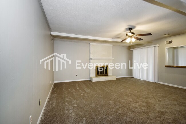 Photo - 6677 Silhouette Ave