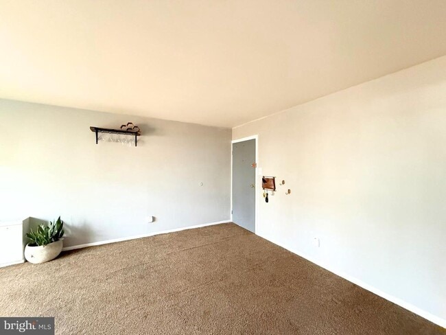 Photo - 4254 Buckman Rd Unidad 4