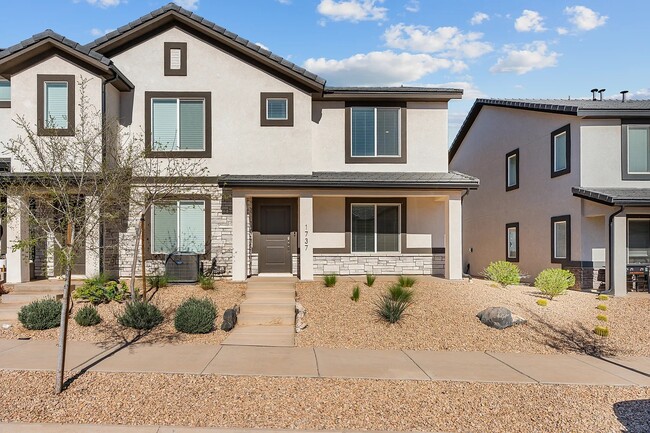 Building Photo - 1737 S Devils Garden Ln