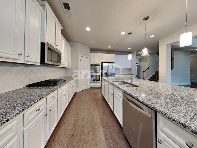 Photo - 146 Water Oak Dr