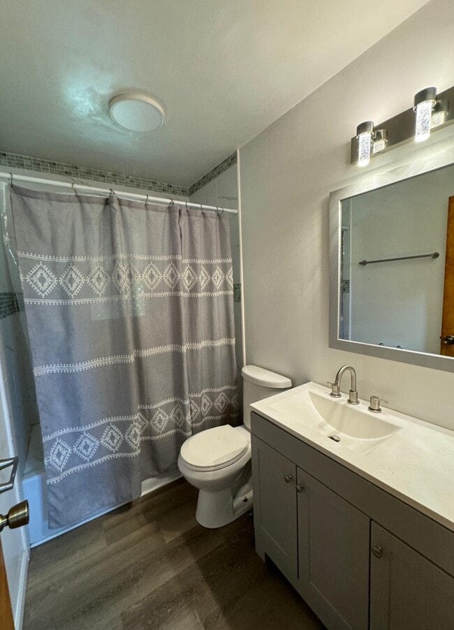 Building Photo - 24207 Jefferson Center St Rental