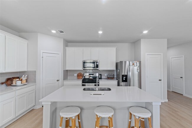 Photo - 123 Alset Dr