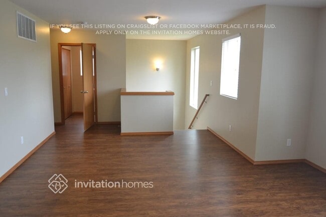 Photo - 306 Lane Blvd NW