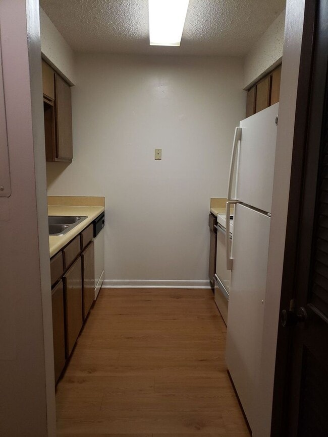 Photo - Spacious 1 Bedroom, 1.5 Bath Townhouse – Minutes from Nashville Unit 298H