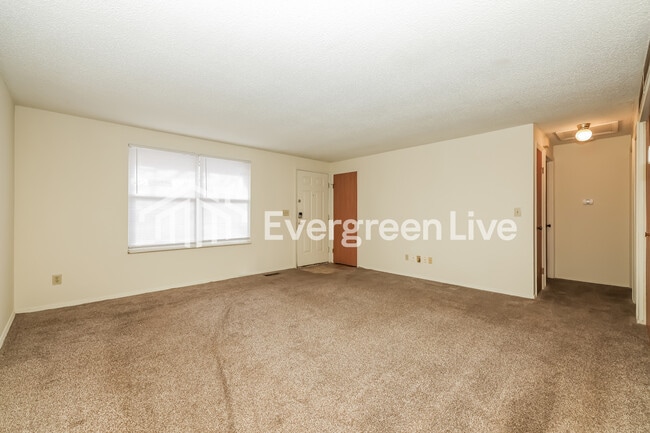 Photo - 6241 Greenfield Way