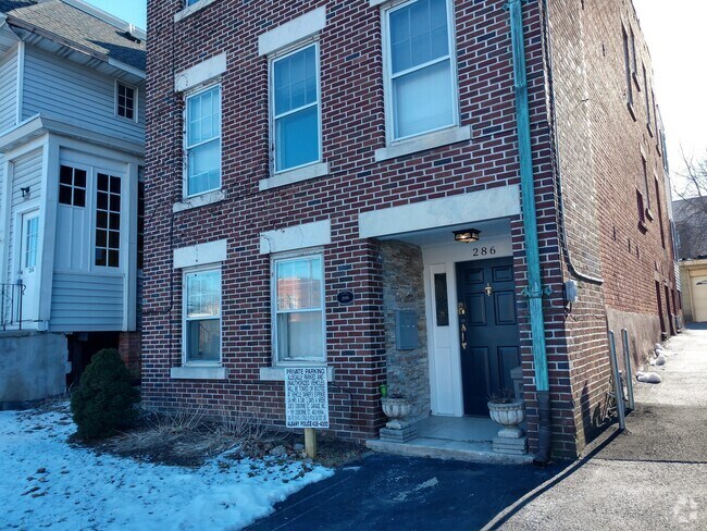Building Photo - 275 Sheridan Ave Unit 2nd FL Rental