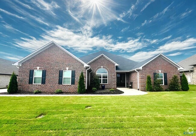 Building Photo - 17123 Stonegate Dr Rental