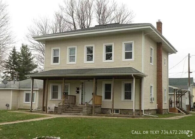 Building Photo - 319 W Oliver St Unit 1 Rental