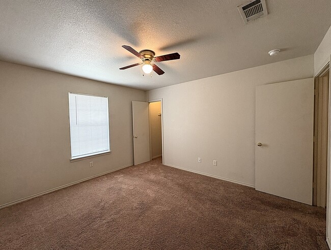 Photo - 416 Creek St