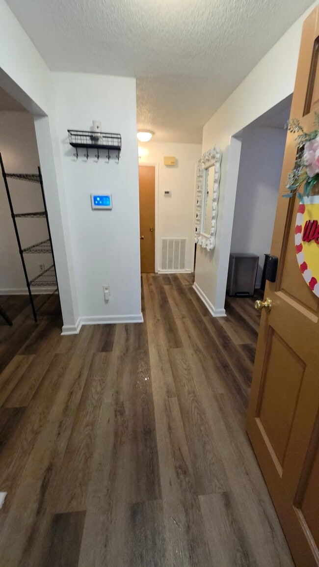 Photo - 1403 Ellison Ave