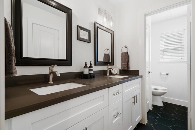 Photo - 5602 Greenhill Forest Dr