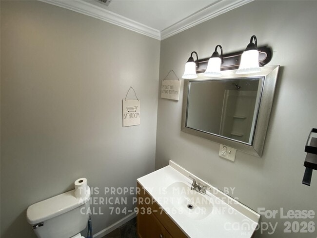 Photo - 303 Southern St