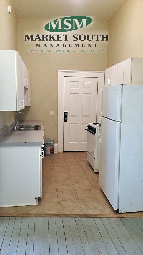 Photo - 308 E Waldburg St Unit Lower Back