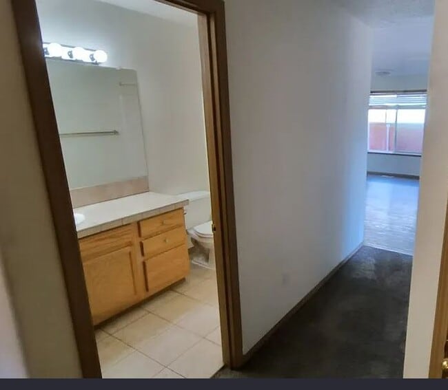 Photo - 16916 NE 33rd St