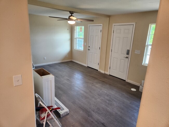 Living/Dining Room - 611 E Highway 11 Unit 1