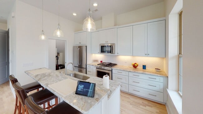 Photo - Warsaw (WAR) Unit 313 N Buffalo St