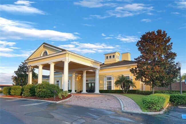 Photo - 2045 Lakeside Ave