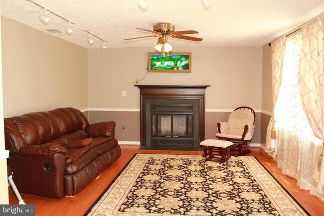 Photo - 18717 Flower Hill Way