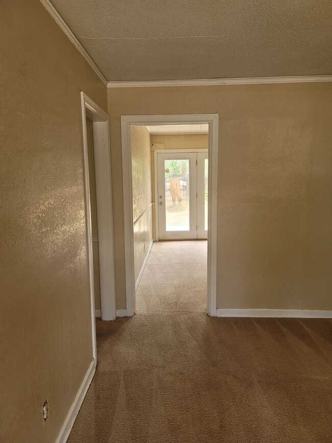 Photo - 924 S Crockett St