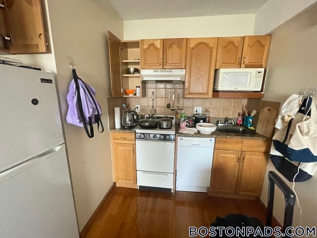 Photo - 1110 Commonwealth Ave Unit 306