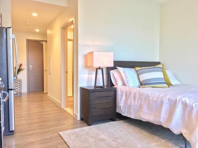 Photo - 1 Canal St Unit 827