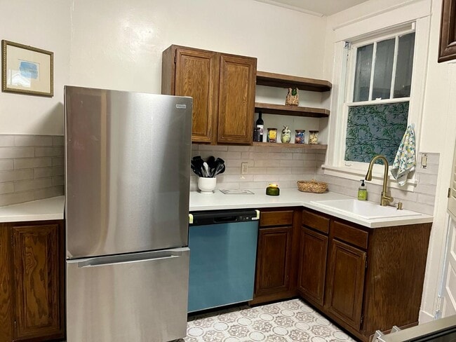 Photo - 1720 Harbert Ave