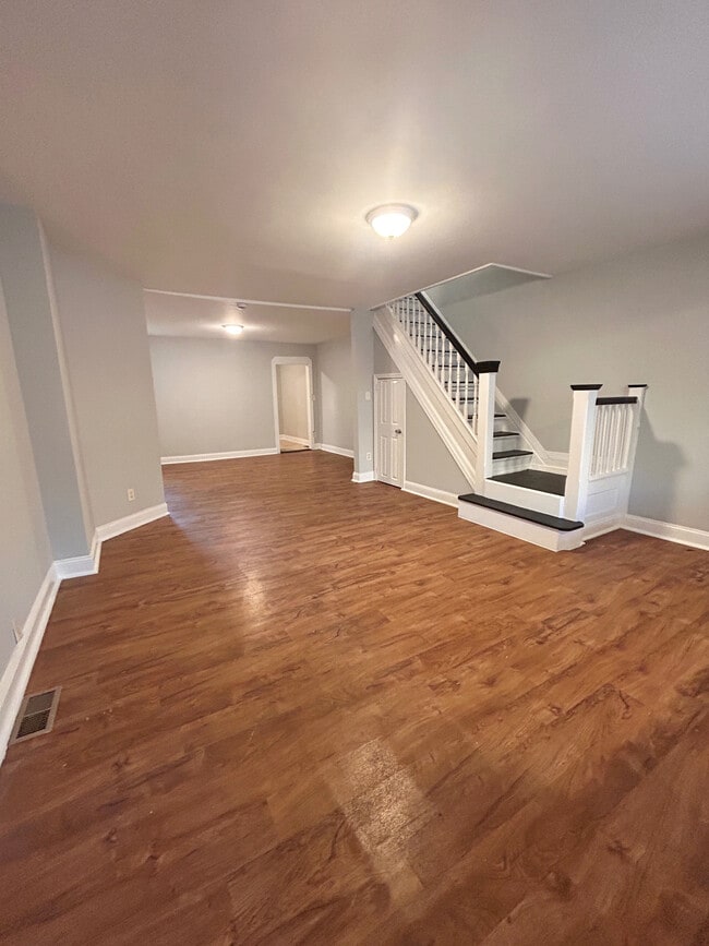 Photo - 2512 S 66th St