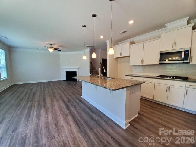 Photo - 3013 Lydney Cir