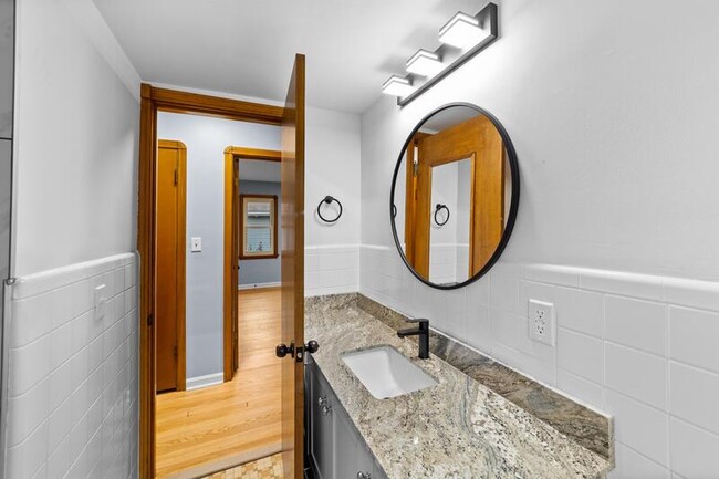 Photo - 6229 Stanbury Rd Condo