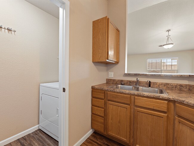 In-Home Washer & Dryer - Homestead Garden