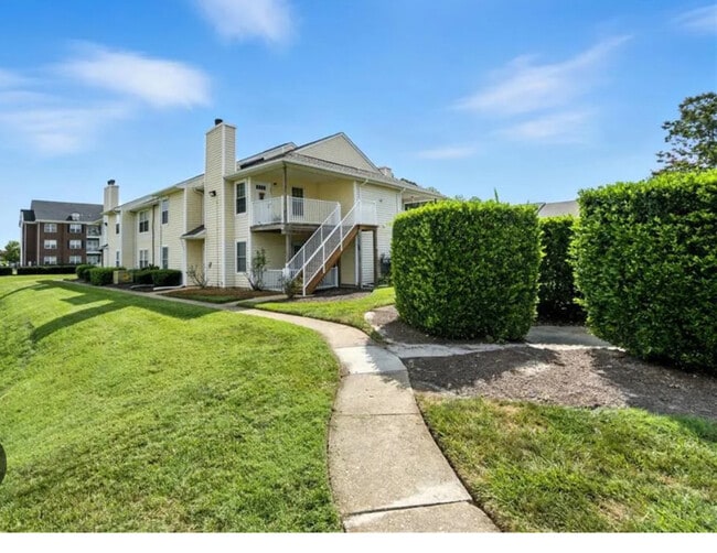 Photo - 607 Pylon Ct