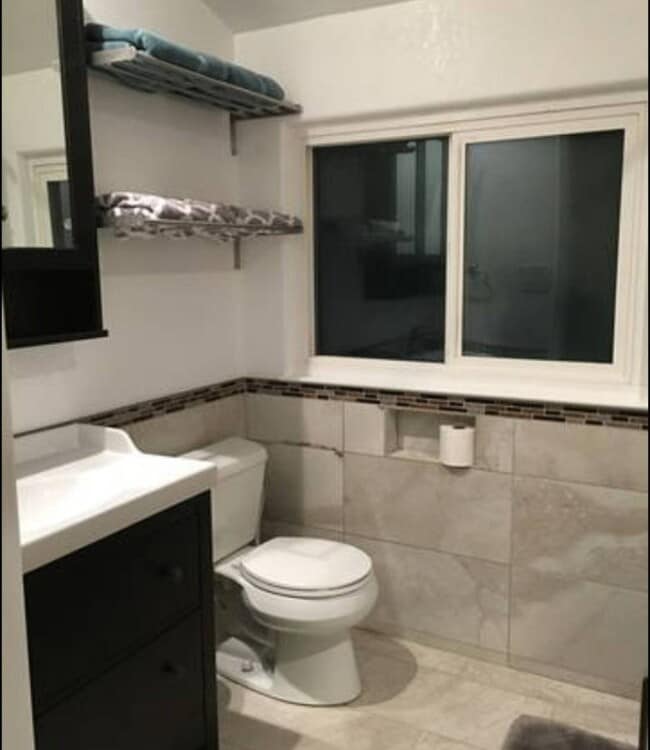 Photo - 10405 Brewer Ave