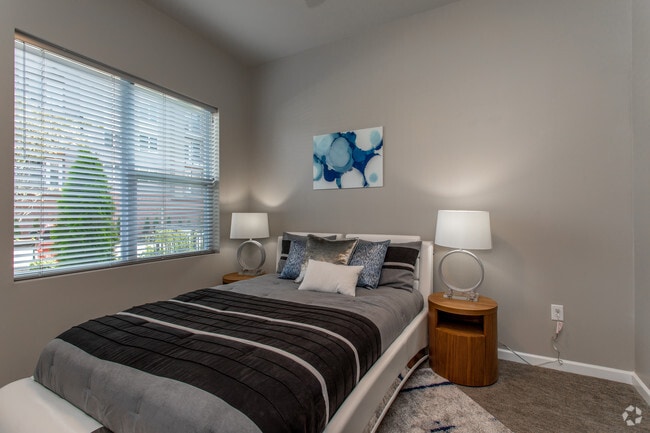 2BR, 2BA - 971 SF Model