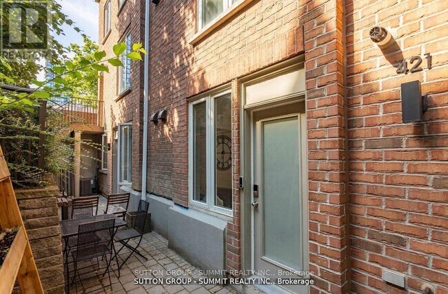 Photo - 12 Douro St