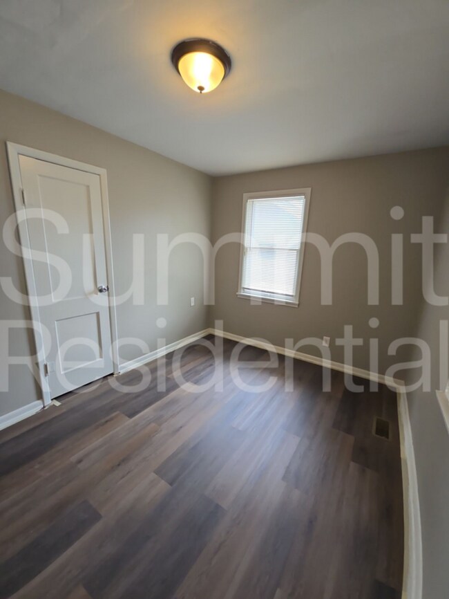 Photo - 2913 W 44th Ave