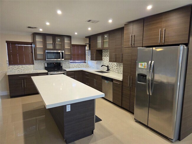 Photo - 5006 SW 90th Way