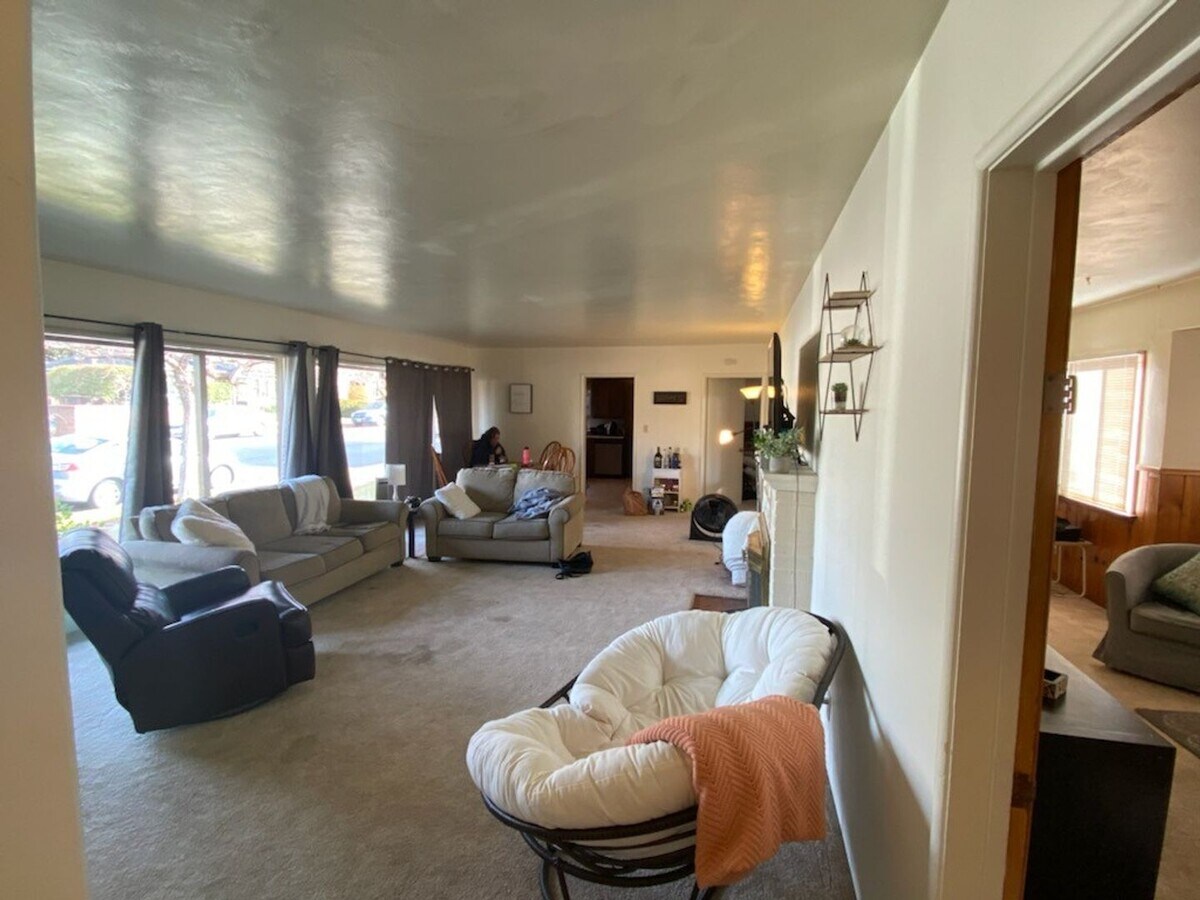 Photo - 841 Center St