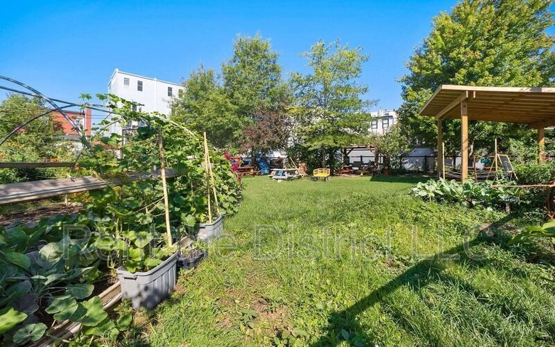 Photo - 3318 Sherman Ave NW