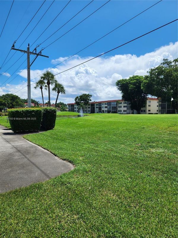 Photo - 681 S Hollybrook Dr Unit CONDO