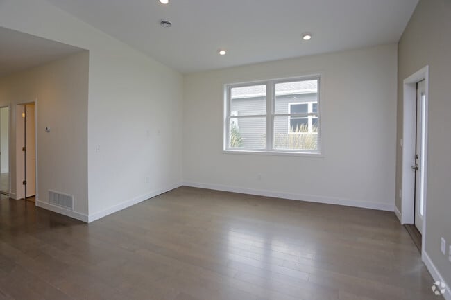 Hugos Village Townhomes