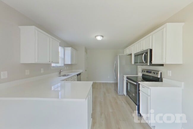 Photo - 257 Waxberry Ct