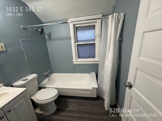 Photo - 1032 E 145th St