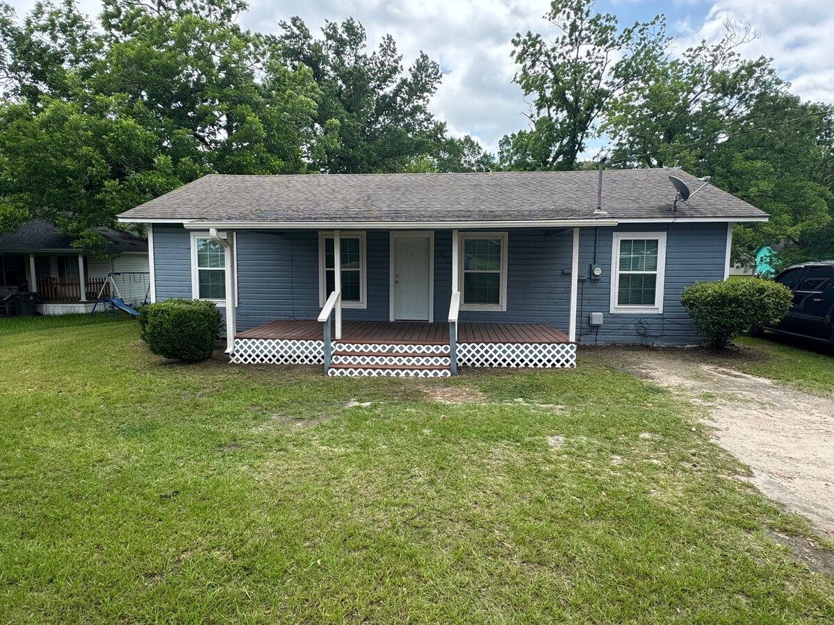 Photo - 2801 S Chestnut St