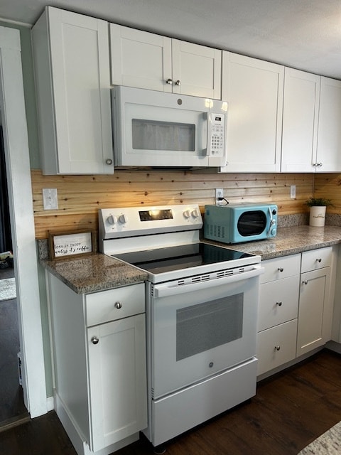 Photo - 2421 North St